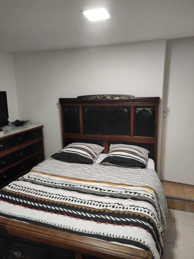 Chambre Entree Independante Lodève Dış mekan fotoğraf